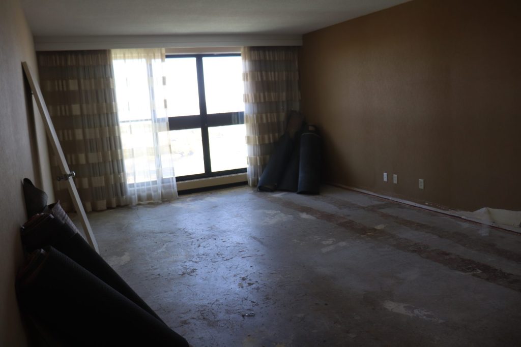 A room before demolition. Photo by Mia Jensen